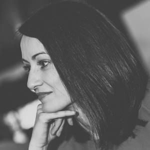 Meet your Posher, Monica